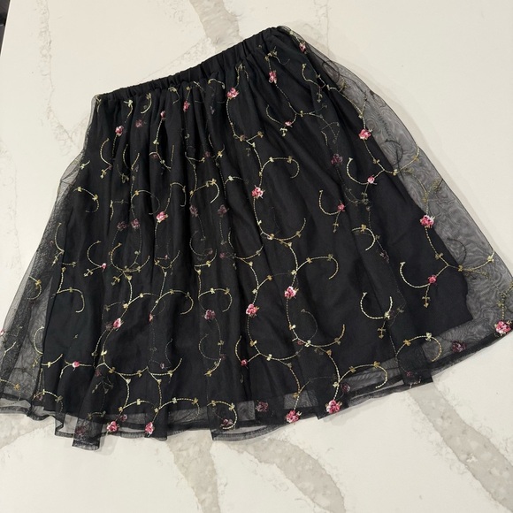 H&M Divided Floral Embroidery Whimsygoth Pull On Mesh Skirt Womens 4 Black Fairy - Picture 2 of 5